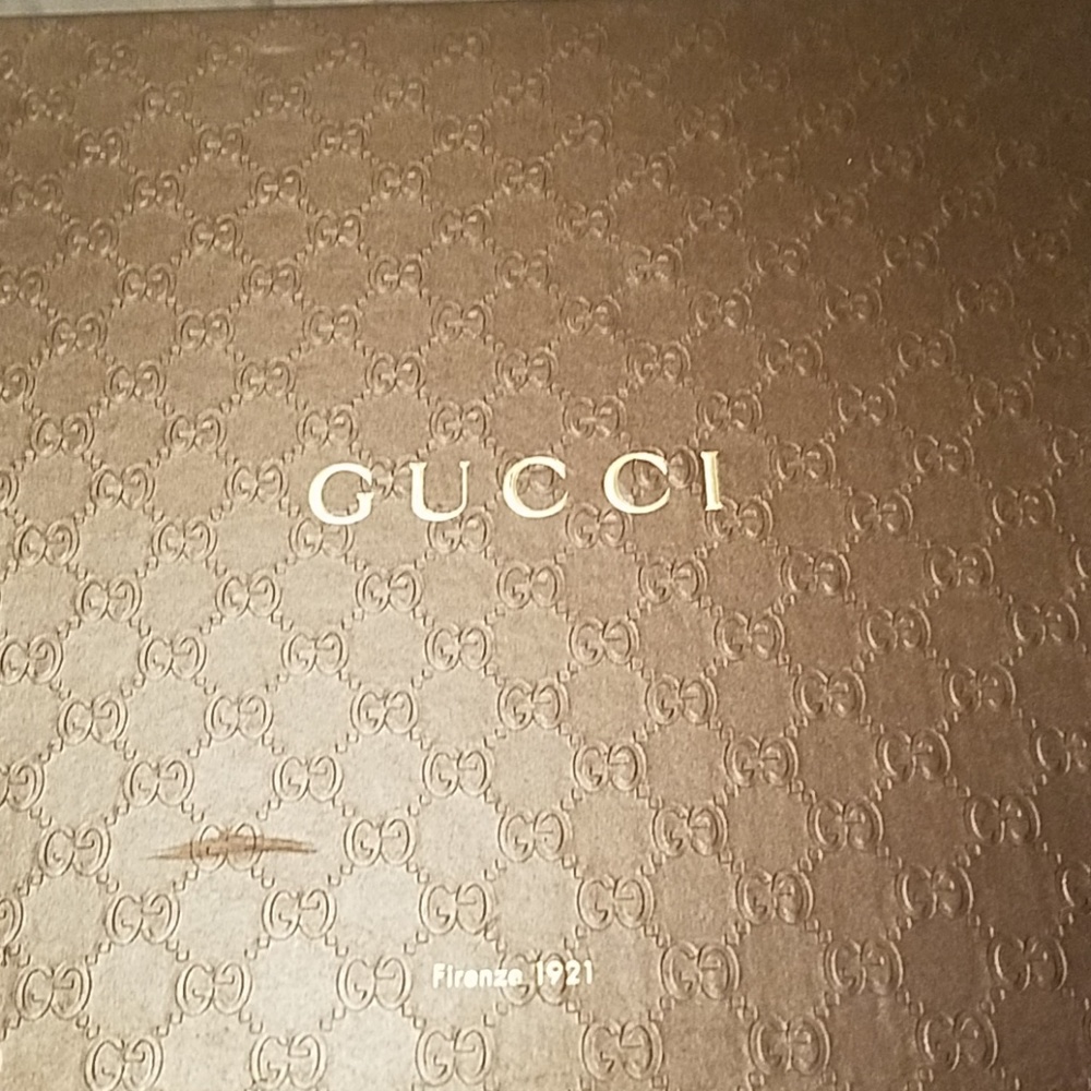 Gucci sneakers